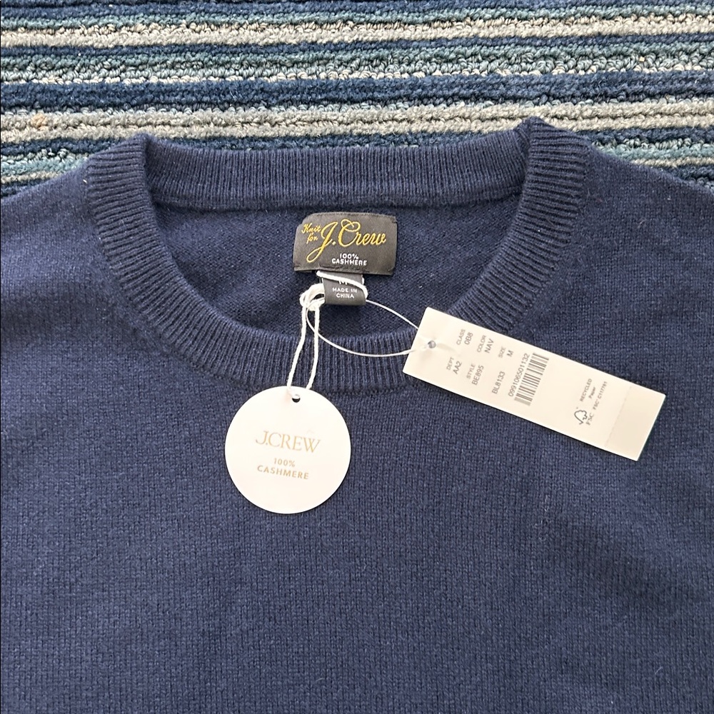 J. Crew Classic Crewneck Sweater size M - Picture 2 of 5